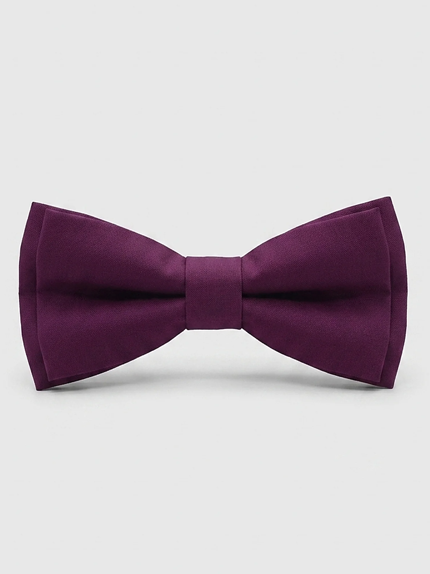 Purple satin bow tie Purple satin bow tie