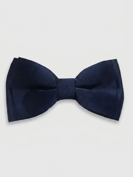 Dark blue satin bow tie Dark blue satin bow tie
