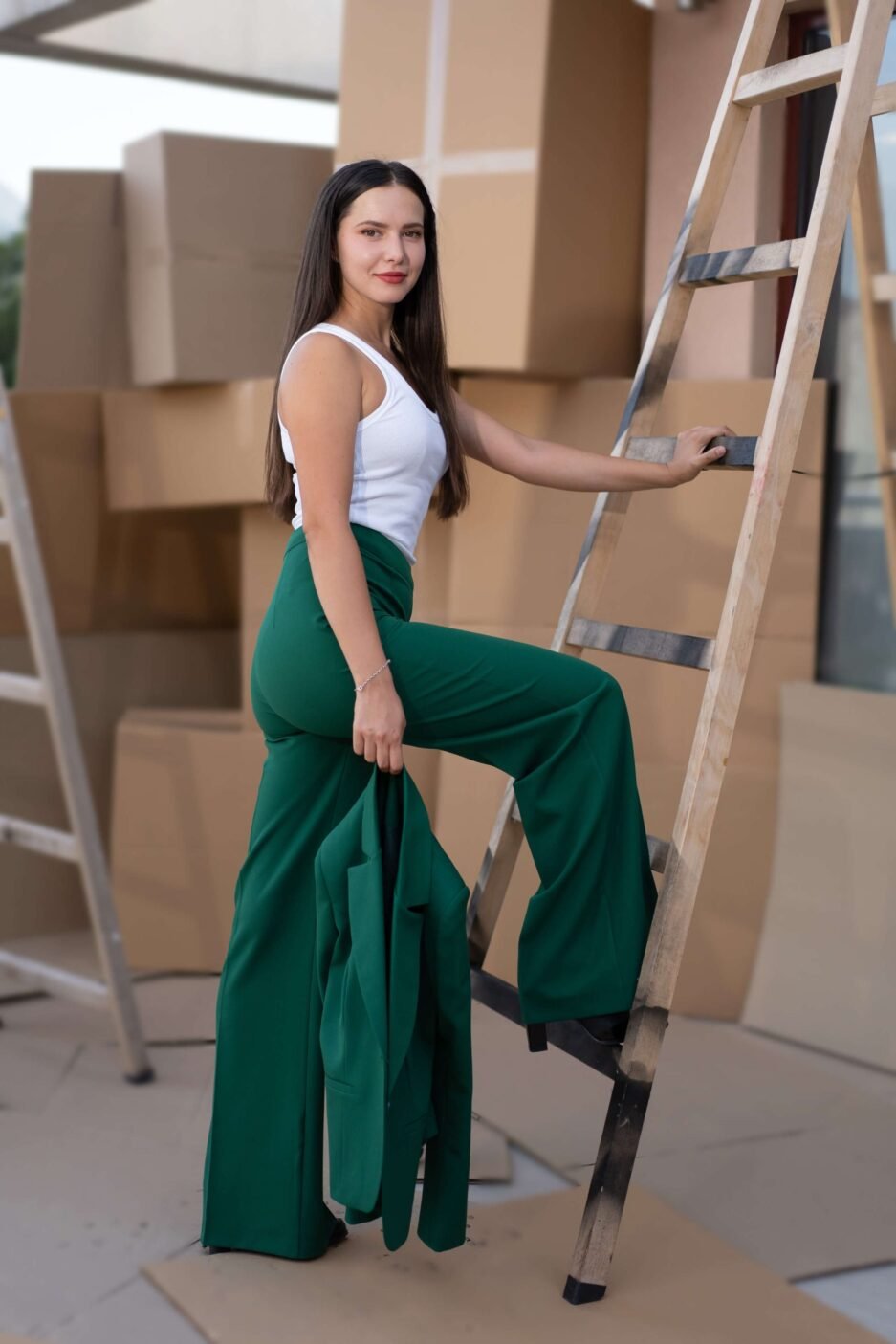 Women's wide leg trousers
