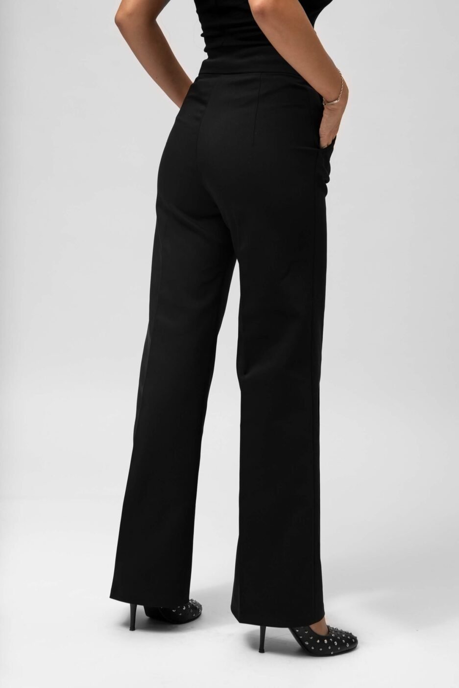 Women's wide leg trousers