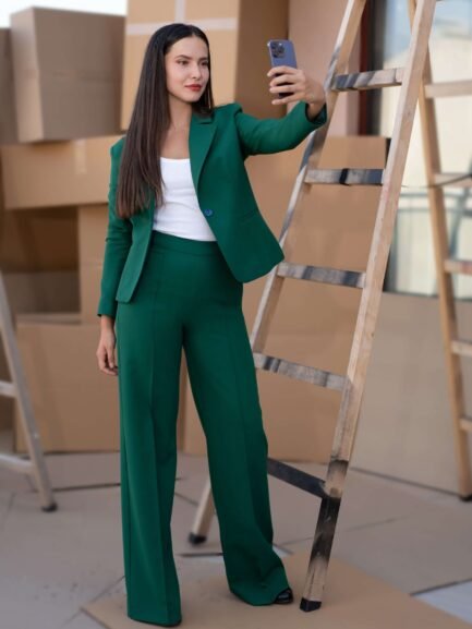 Vienna Women's Suit Vienna Women's Suit