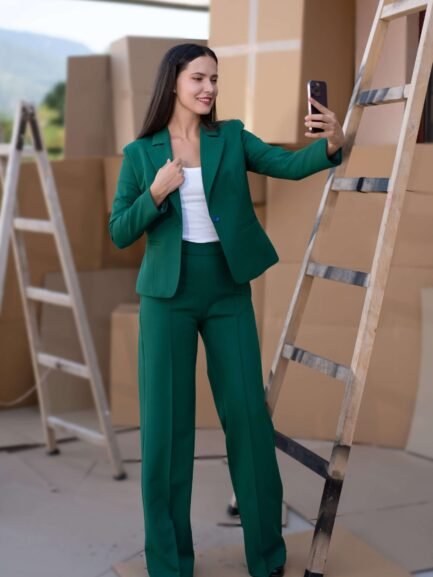 Vienna Women's Suit
