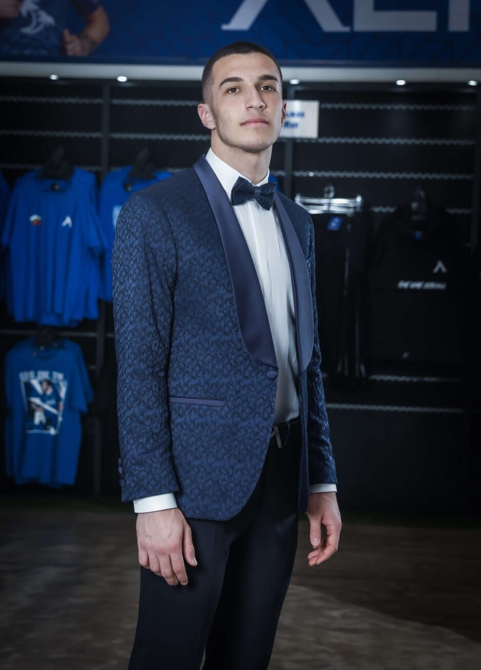 Blue Jacquard Shawl Collar Tuxedo