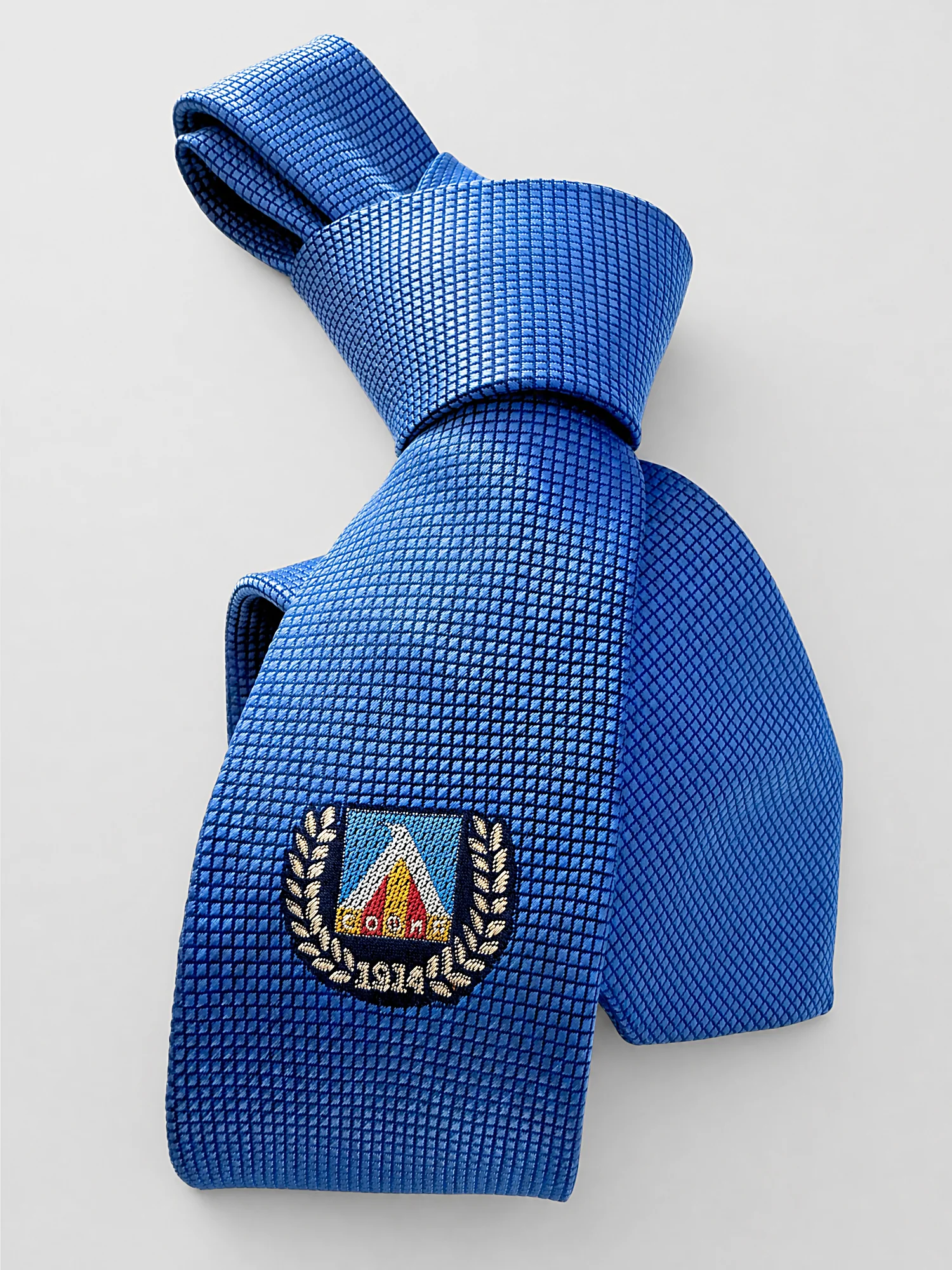 Tie with embroidery L (Копие) Tie with embroidery L (Копие)